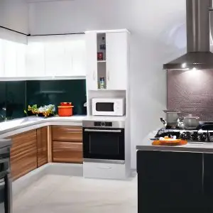 ארון למטבח עם מקום לתנור בילט אין ומיקרוגל