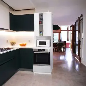 ארון גדול לתנור ולמיקרוגל – ארט